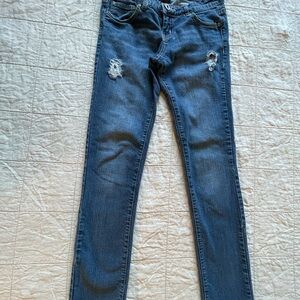 Ariya distressed low rise straight leg Women's Jeans size 5/6 regular